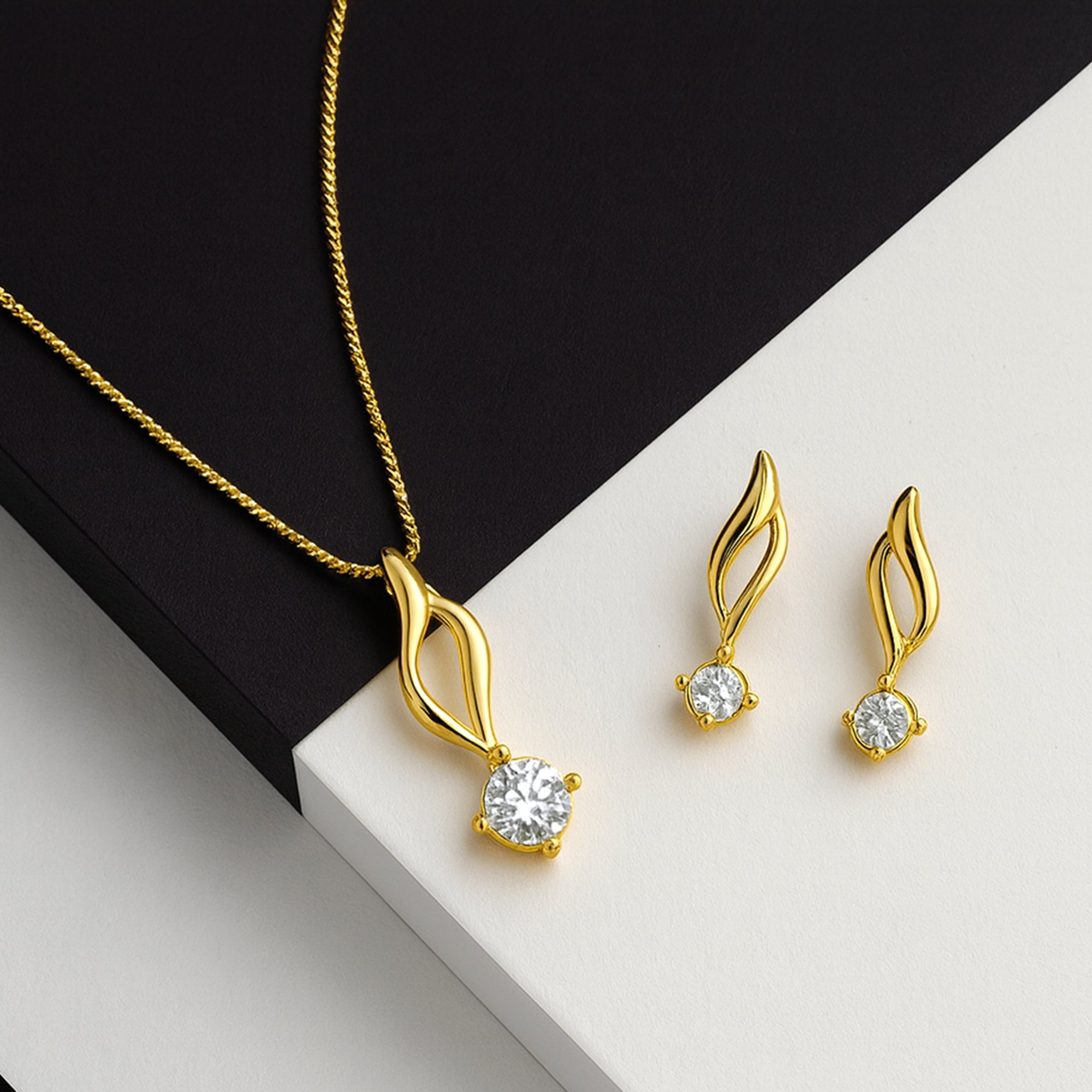 Gold Plated Solitaire Necklace Set with American Diamonds – Estele