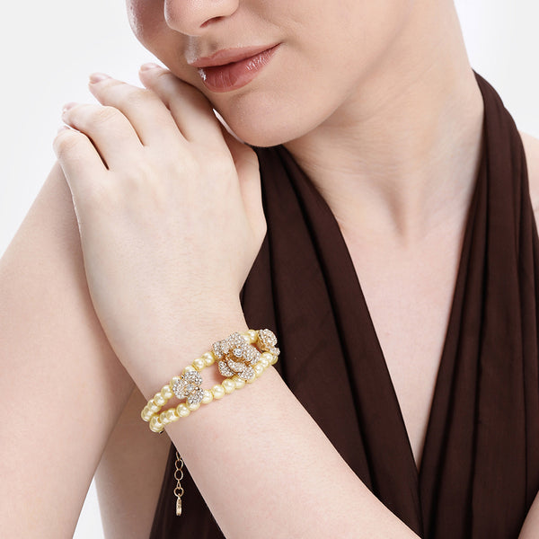 Triple Floral Charm Pearl Bracelet