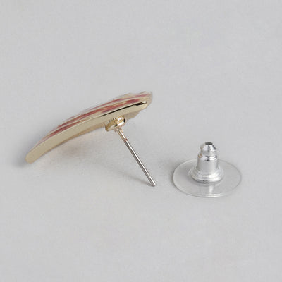 Triangle enamel studs