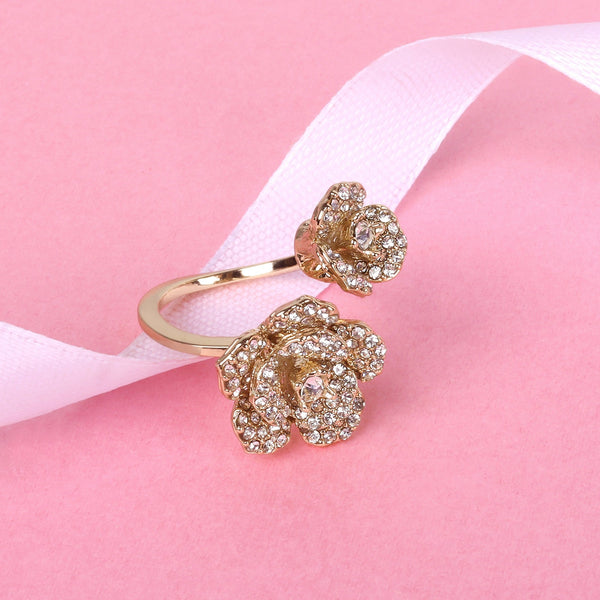 Estele Rose Collection Trendy Lightweight Rose Finger Ring: Rosegold Plated Flexible Floral Design Jewelry for Women Perfect for Gifting & Occasions