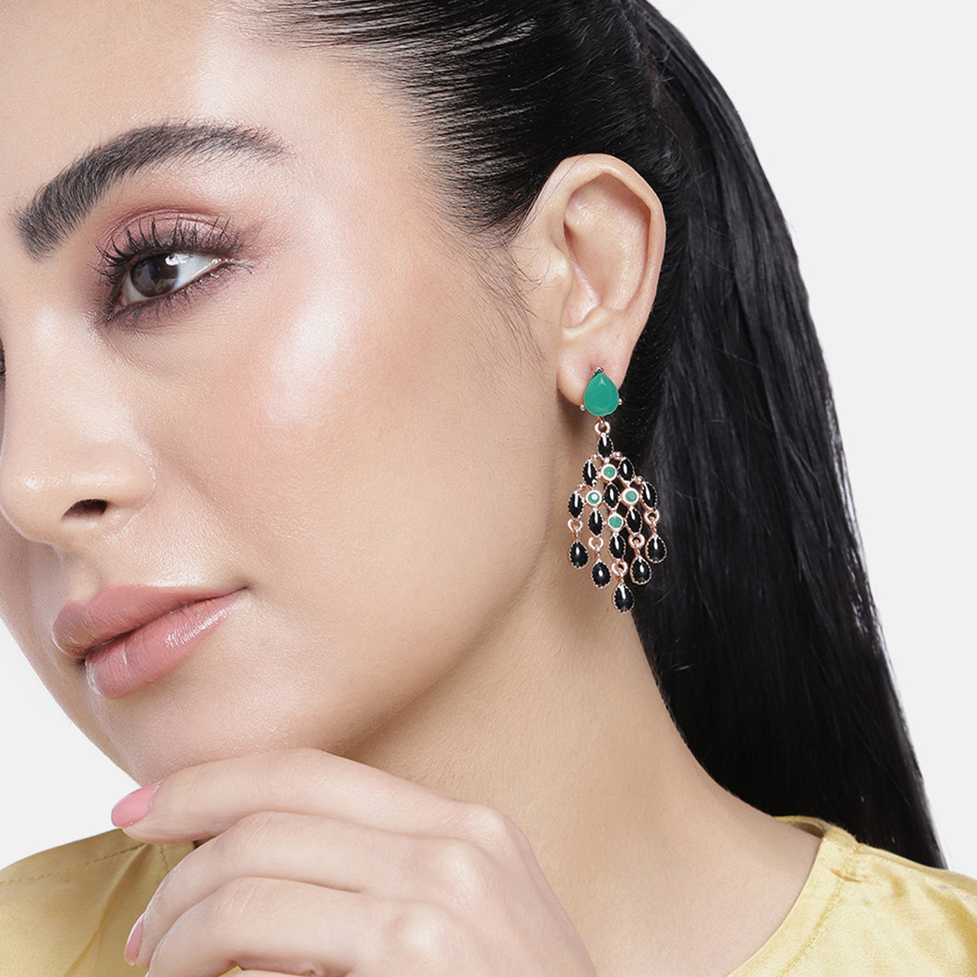 🎁 Get Free Earrings with Your Order