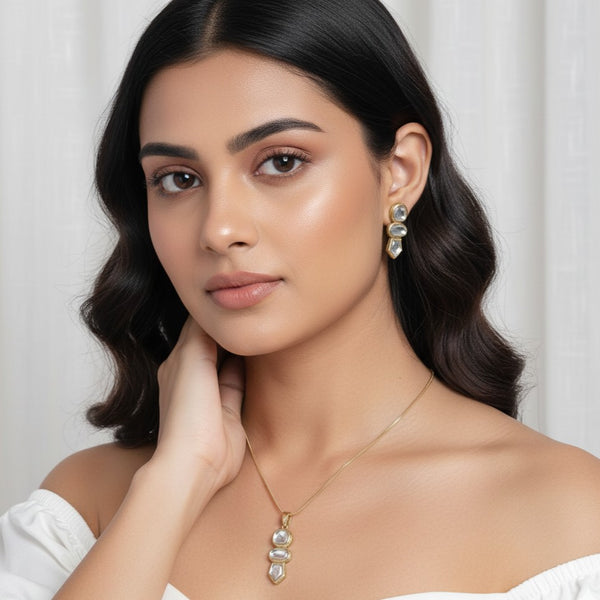 Estele 24 Kt Gold Plated Kundan Simplicity Necklace Set for Women