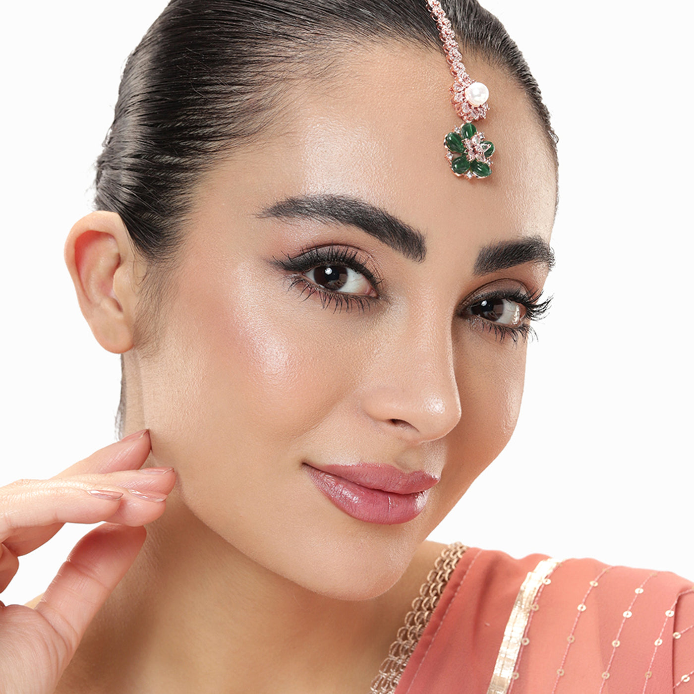 Estele Rosegold Plated Timeless Floral Varya Maang Tikka Featuring Green Beads|An Elegant Addition to Your Jewelry Collection