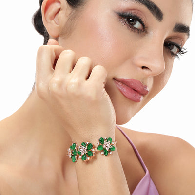 Estele Rosegold Plated Bloom-Enhanced Green Beaded Adjustable Varya Bracelet|A Sophisticated Piece for Everyday Wear