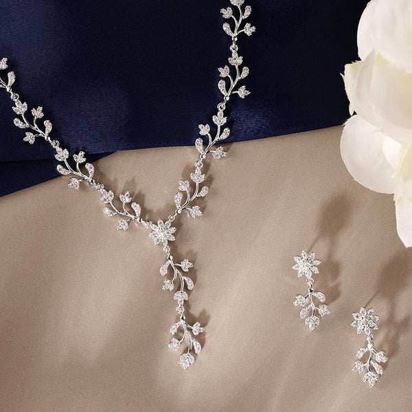 Crystal Blooms AD Necklace Set