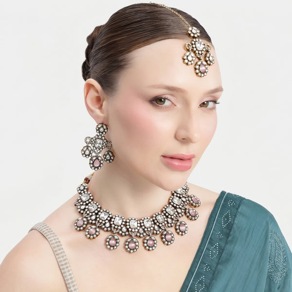 Sundariyaa Mint Pink Necklace Set with Maang Tikka