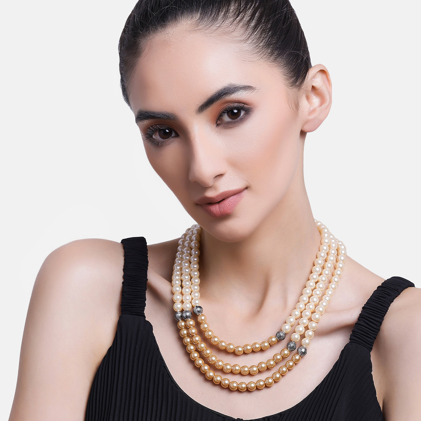 Estele - Stunning three line multi coloured Pearl Necklace