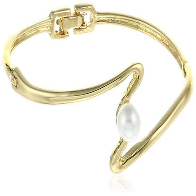 Estele Gold Plate Bracelet with Fancy pearl for women
