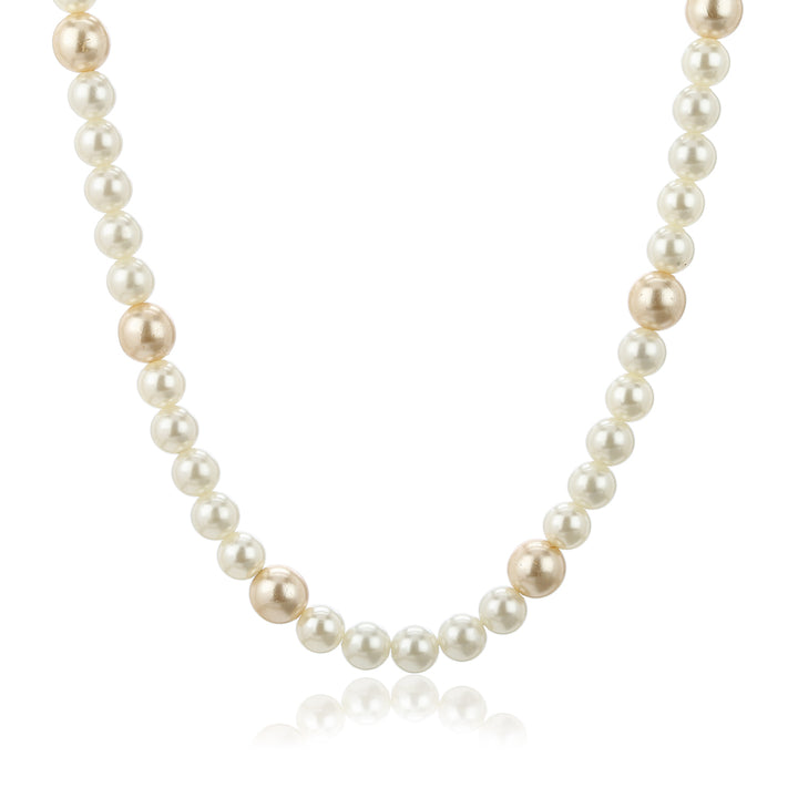 One Line Pearl Necklace