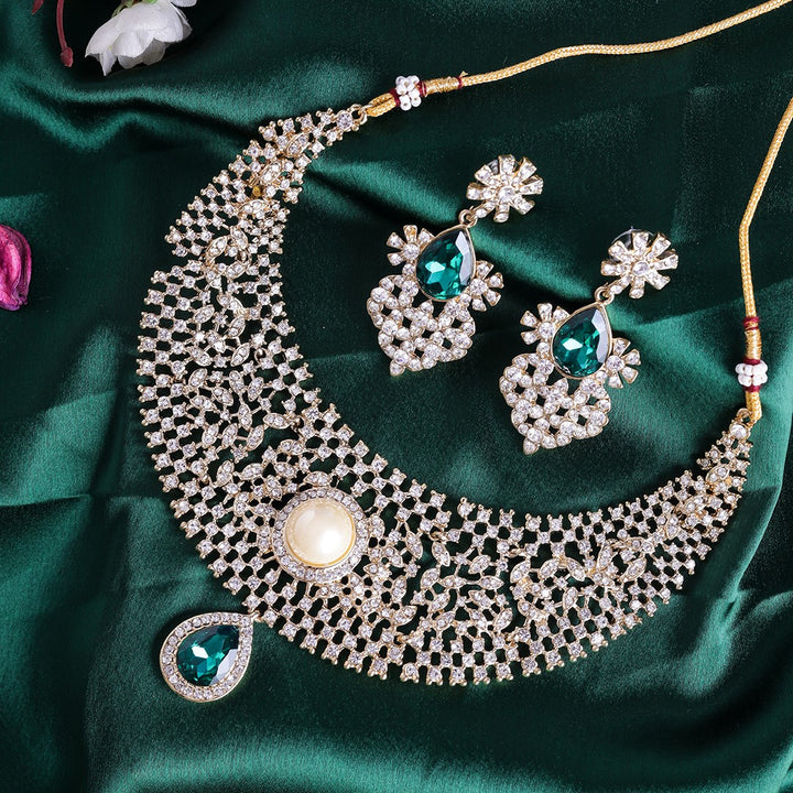 Estele - Emerald and Diamond heavy Choker Necklace Set For Women