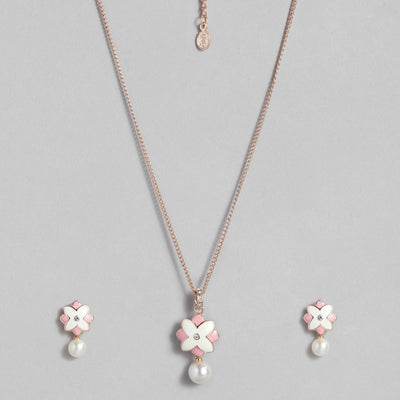 Charming Rose Gold Plated Solitaire Floral Pearl Drop Necklace