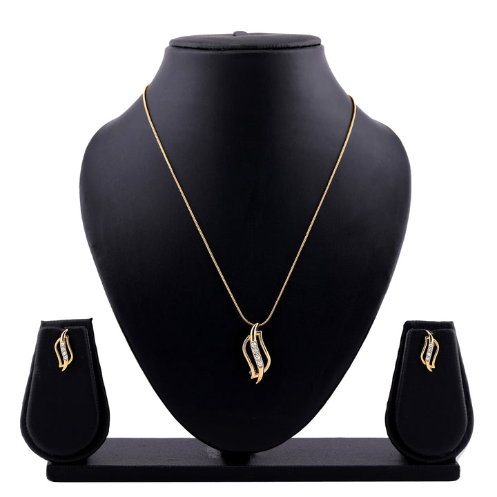 Estele 24kt Gold tone plated Pendant Chain With Earrings