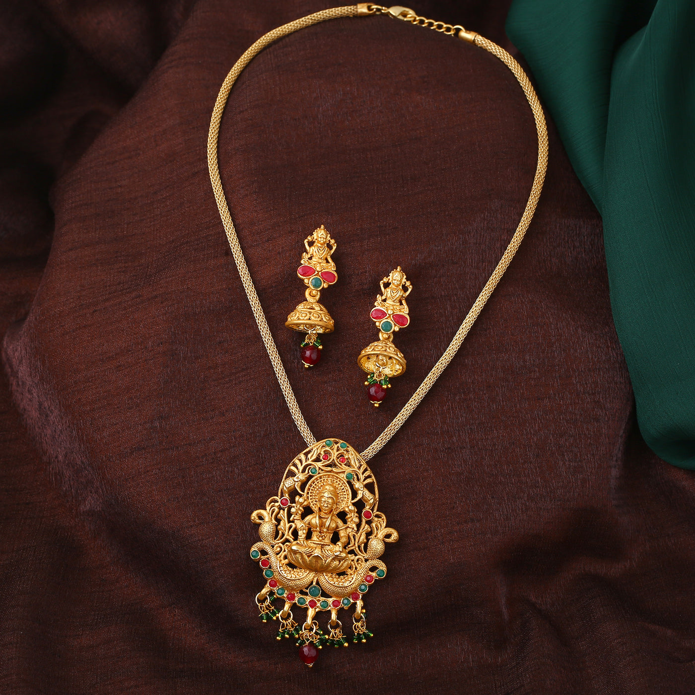 Laxmi devi chains Clearance