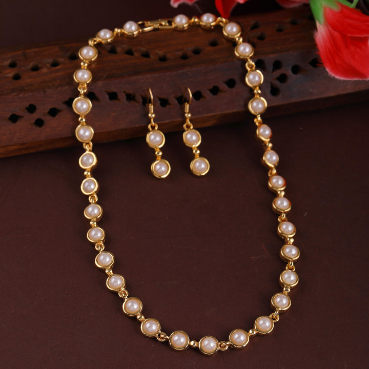 Estele Gold Plated Pearl Studded Traditional Necklace Set for Women