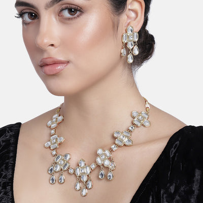Estele Trendy and Fancy Traditional Kundan Necklace Set for Women