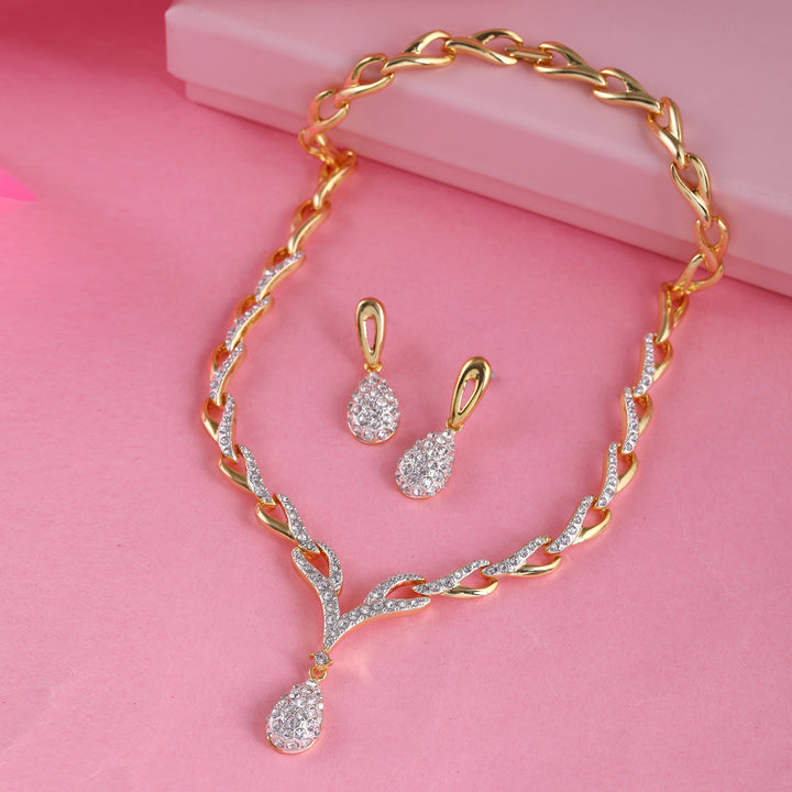 Estele Gold Plated Valentine Necklace Set for Women