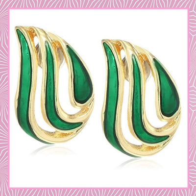 Estele Fashionable green and gold plated studs for women