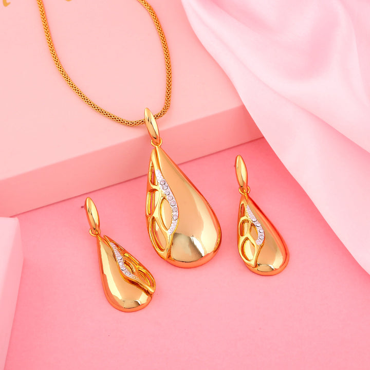 Estele Gold Plated Classic Drop Designer Necklace Set with Crystals for Women