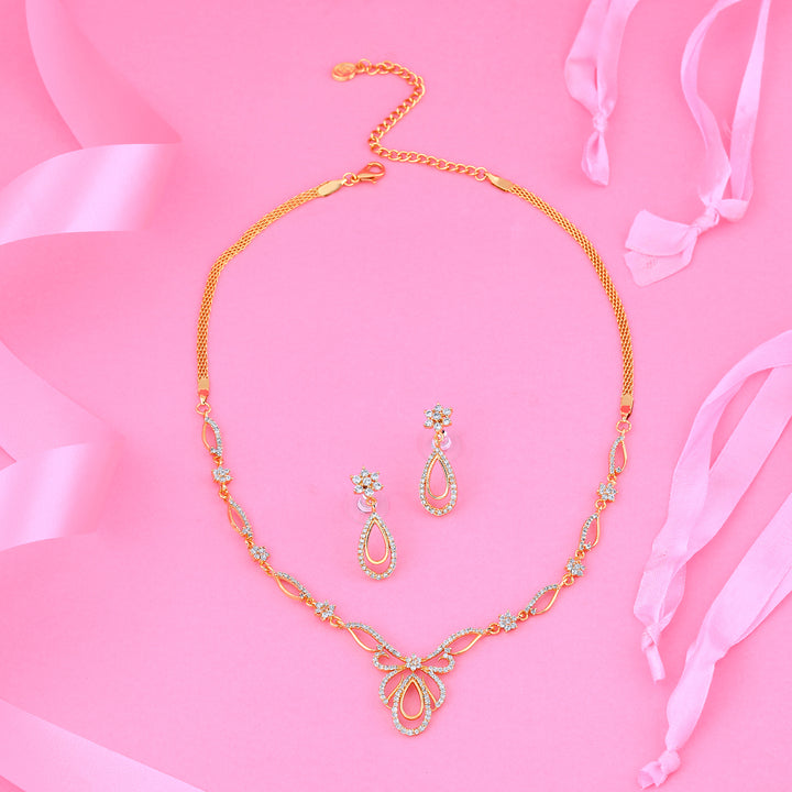 Estele 24 Kt Gold Plated Oval Halo American Diamond Necklace Set For Women