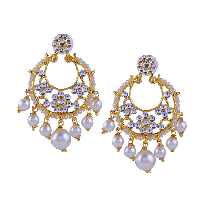 Kundan And Pearls Traditional Earring