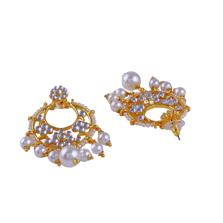 Kundan And Pearls Traditional Earring