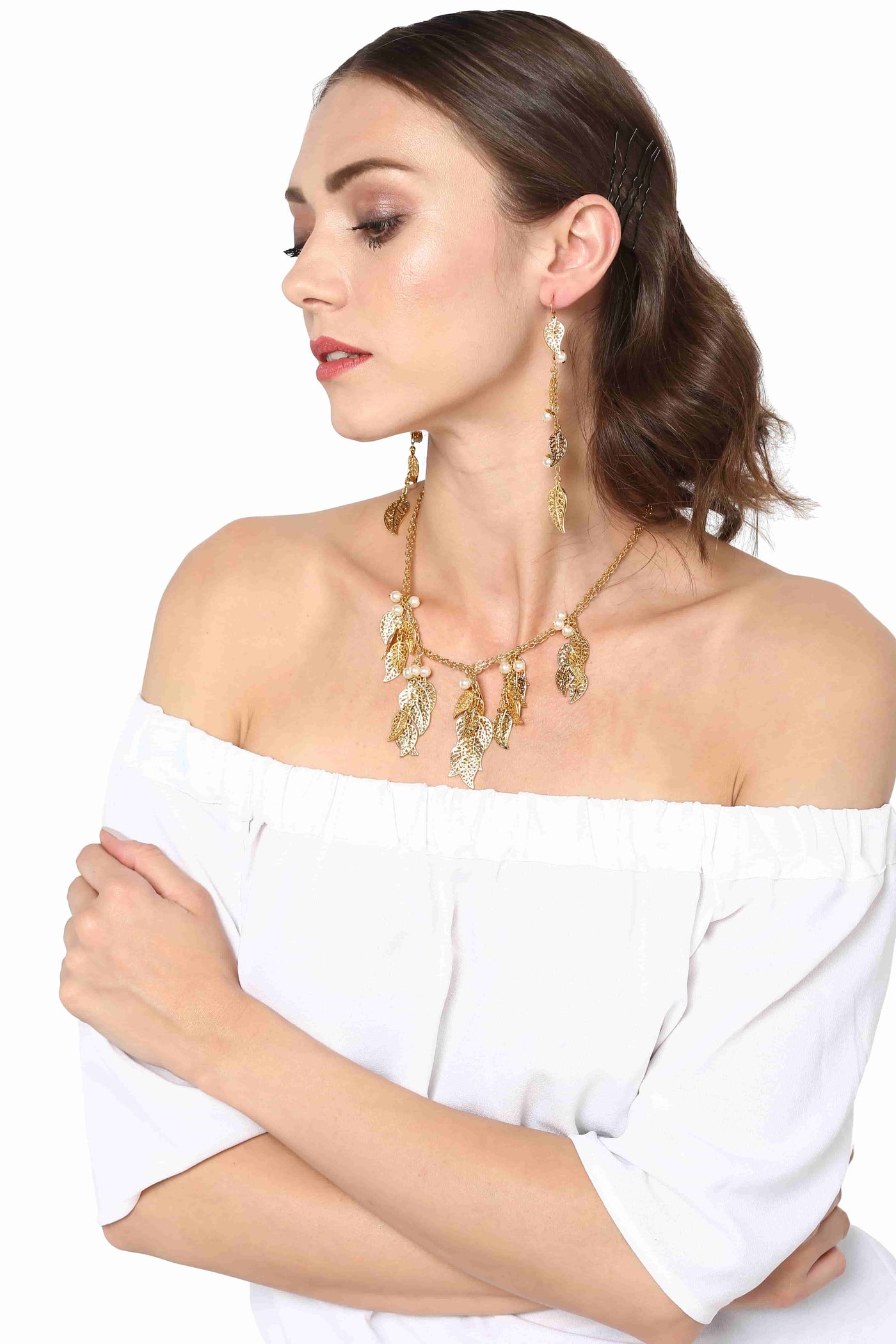 Leafy pearl Necklace set